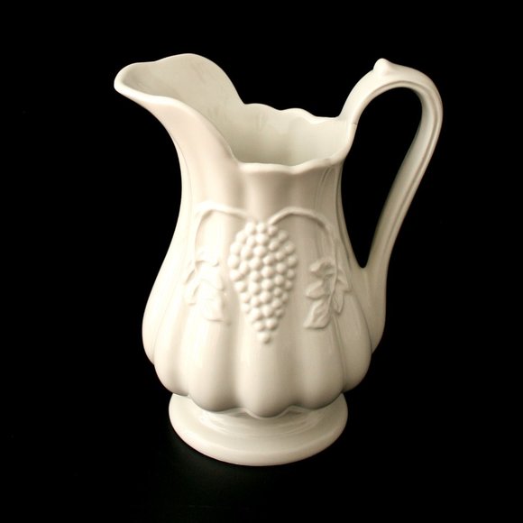 VTG Red Cliff Ironstone Small 6.5" - 7 3/4" Offwhite Grapes Pitcher - Picture 4 of 9